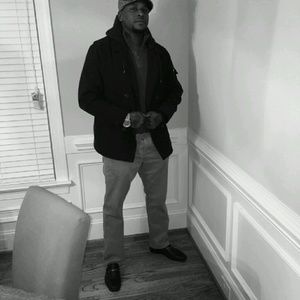 Meet your Posher, Bobby